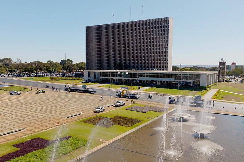 Capa da notícia: GDF Lança Estratégia de Governança Digital